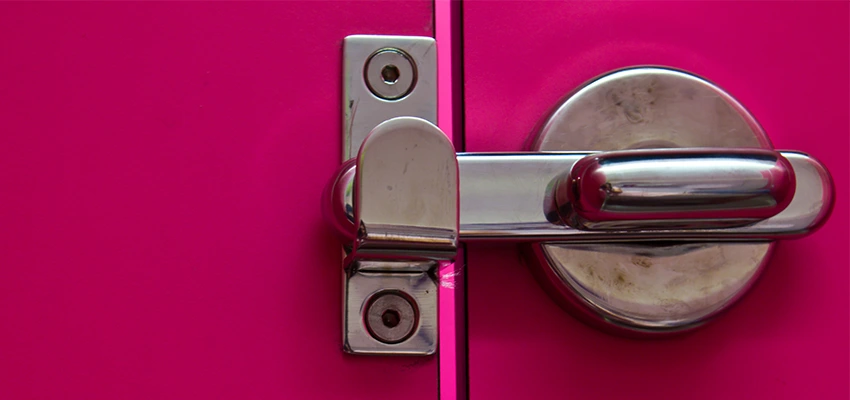 Childproof Gate Lock in East Palo Alto, California