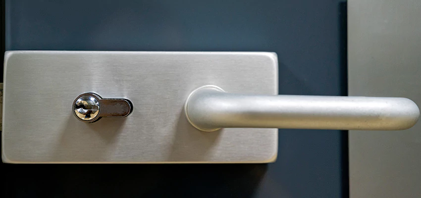 Change Patio Door Locks in East Palo Alto, California